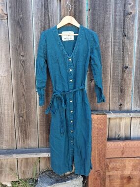 notperfectlinen matilda dress Sleeveless midi MAMA linen sleeveless linen dress with a softly gathered skirt Edam has become one of